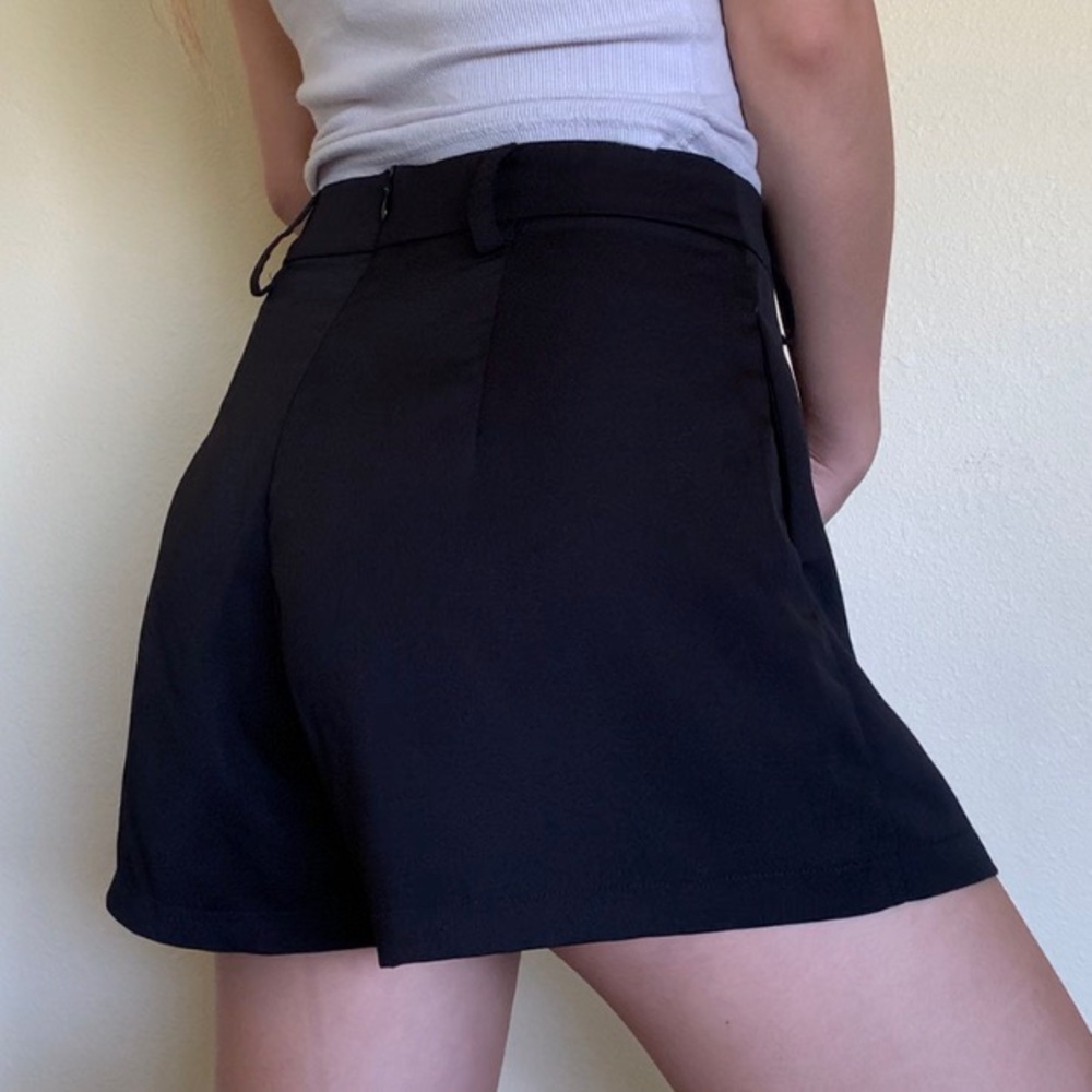 Missguided High Waisted Shorts W/ Belt